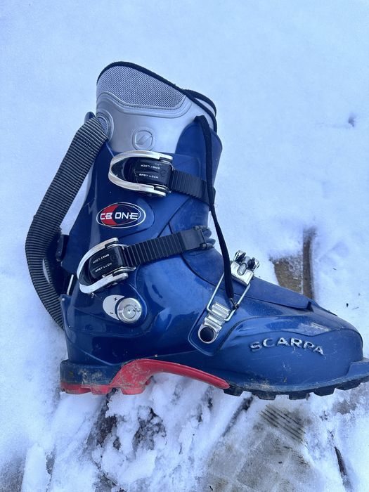 Лижні бути skarpa