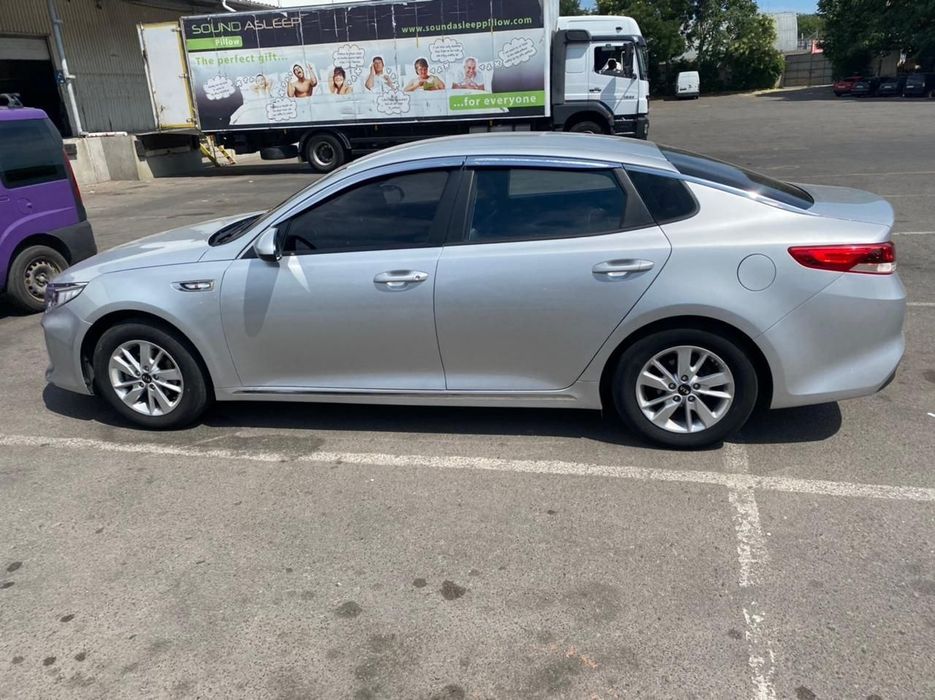 Продам киа к5 2016г