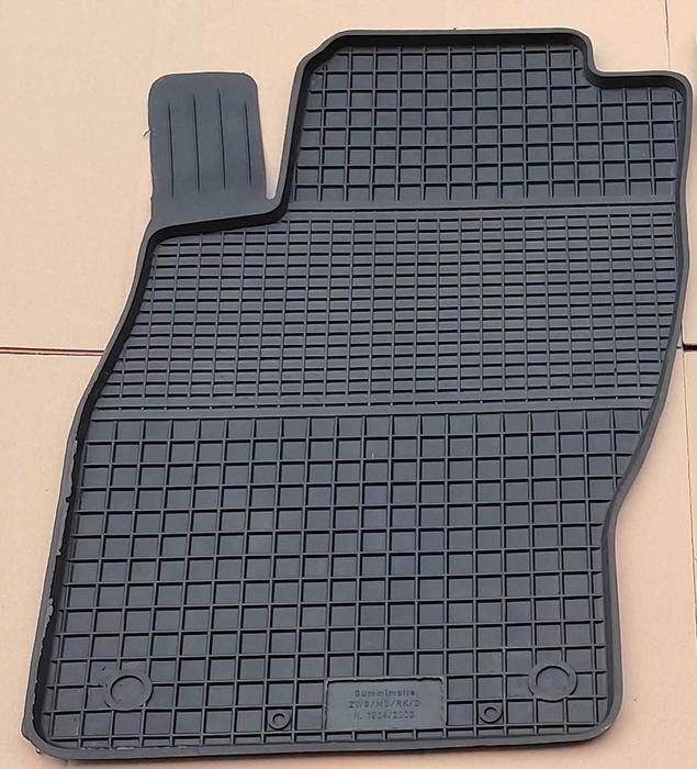 FIAT PUNTO EVO Dywanik od KIEROWCY gumowy dopasowany korytko korytka