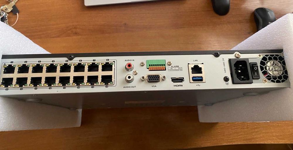 IP відеореєстратор з PoE Hikvision DS-7616NI-I2/16P 16-канальний.ТОРГ
