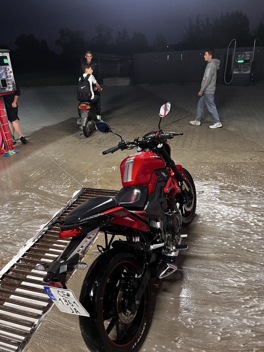 Lifan sr 200.
