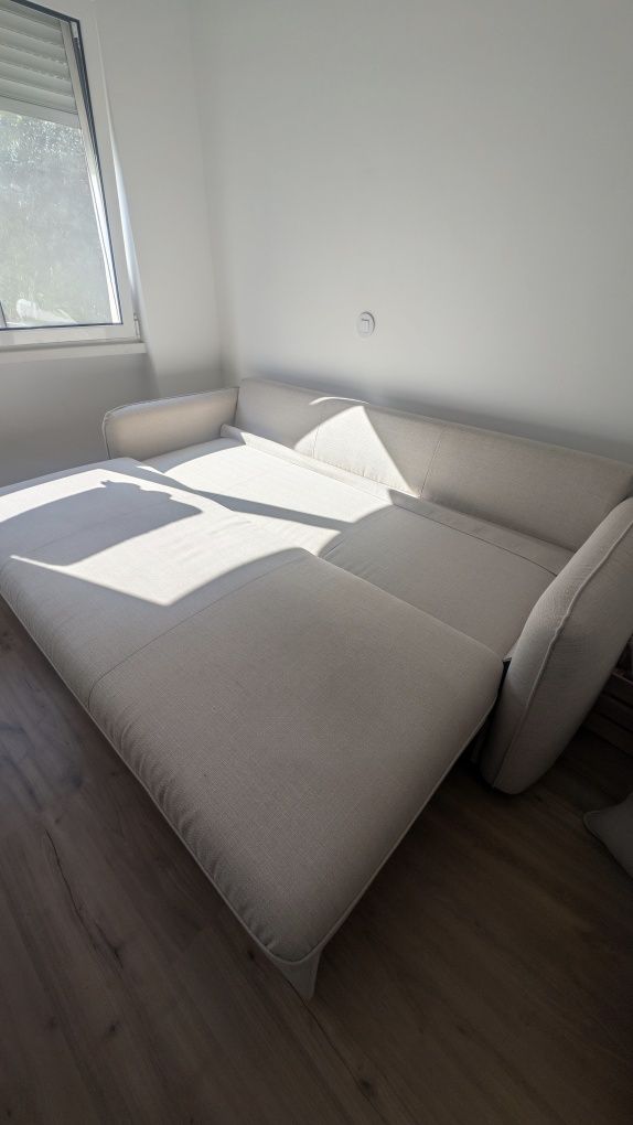 Sofa Cama - Gato Preto como novo