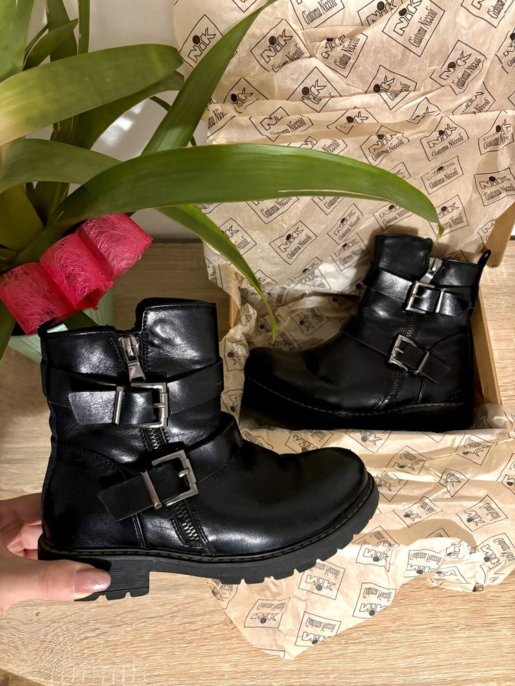 Czarne buty kozaki zimowe rozmiar 33