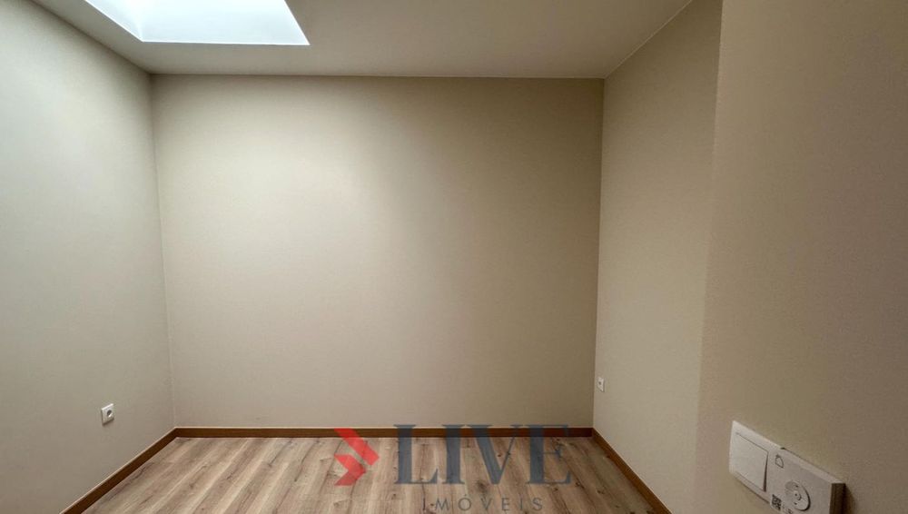 Apartamento T1+1 para venda em Viseu