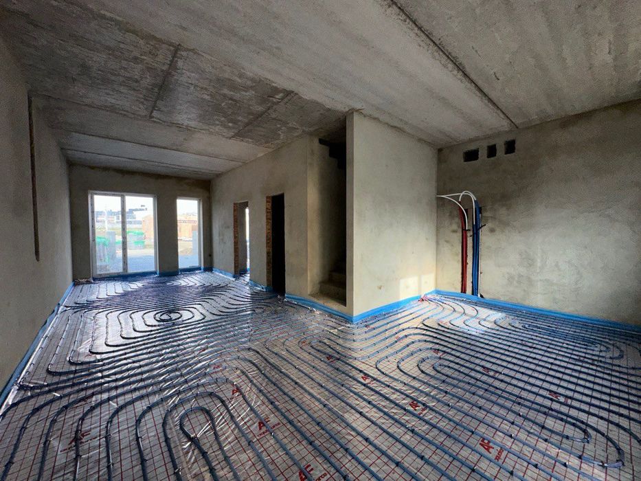 Продам котедж з максимальною комплектацією та унікальною архітектурою!