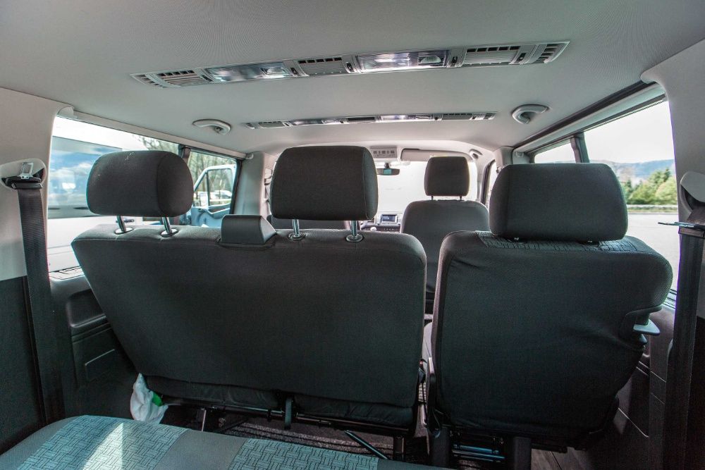 Przewóz osób busami 9 i 19-osobowymi, autobusami