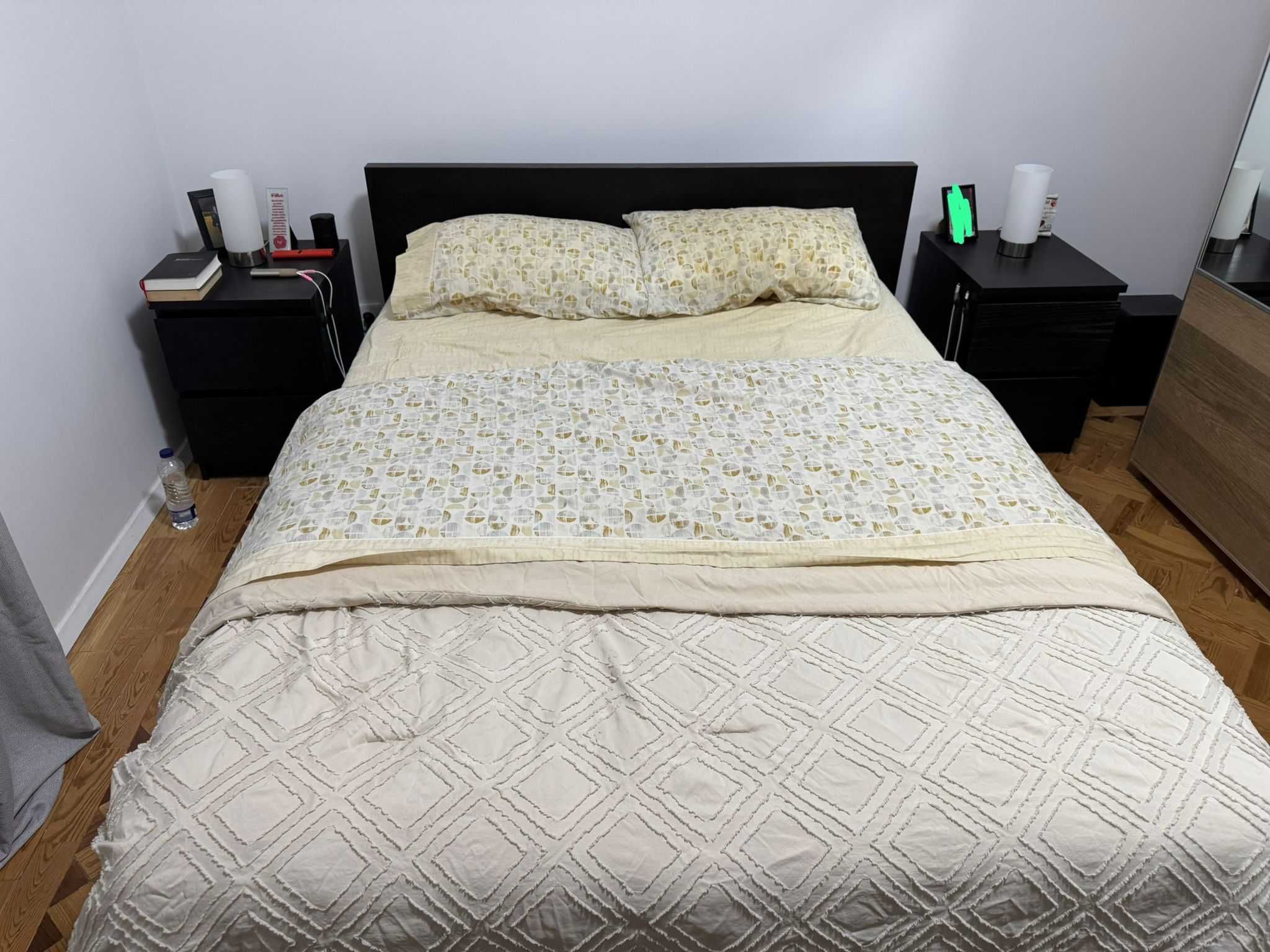 Vendo Mobília de Quarto (Urgente)