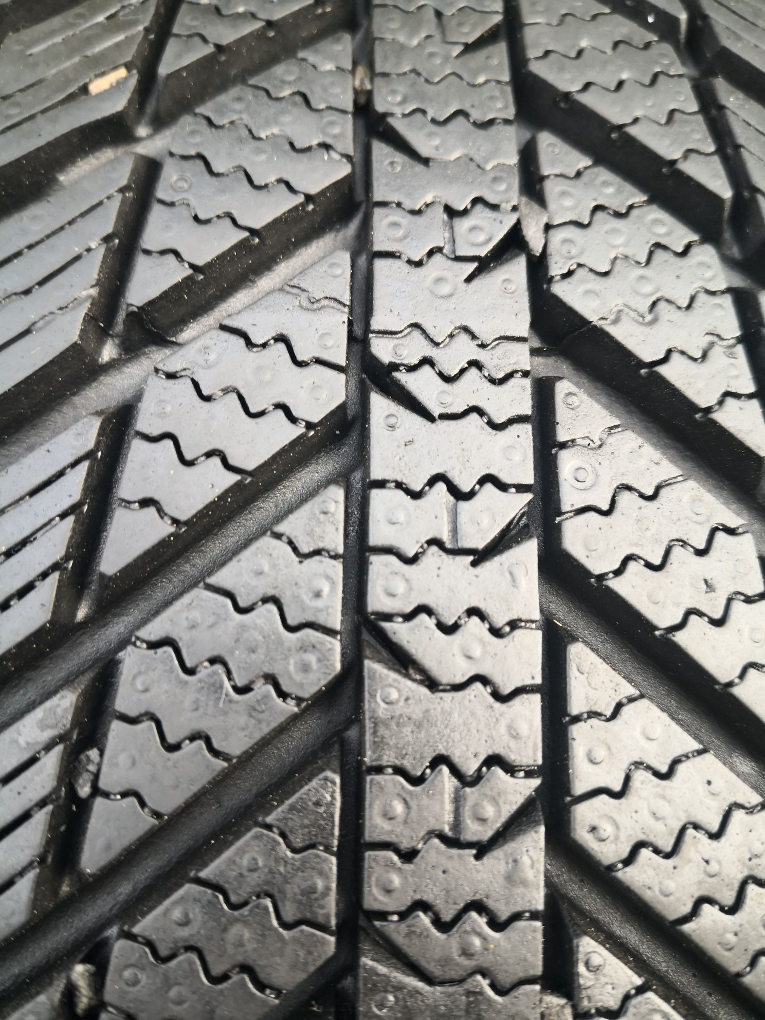 185/55r15 Nexen 7.5mm 2021r wielosezon