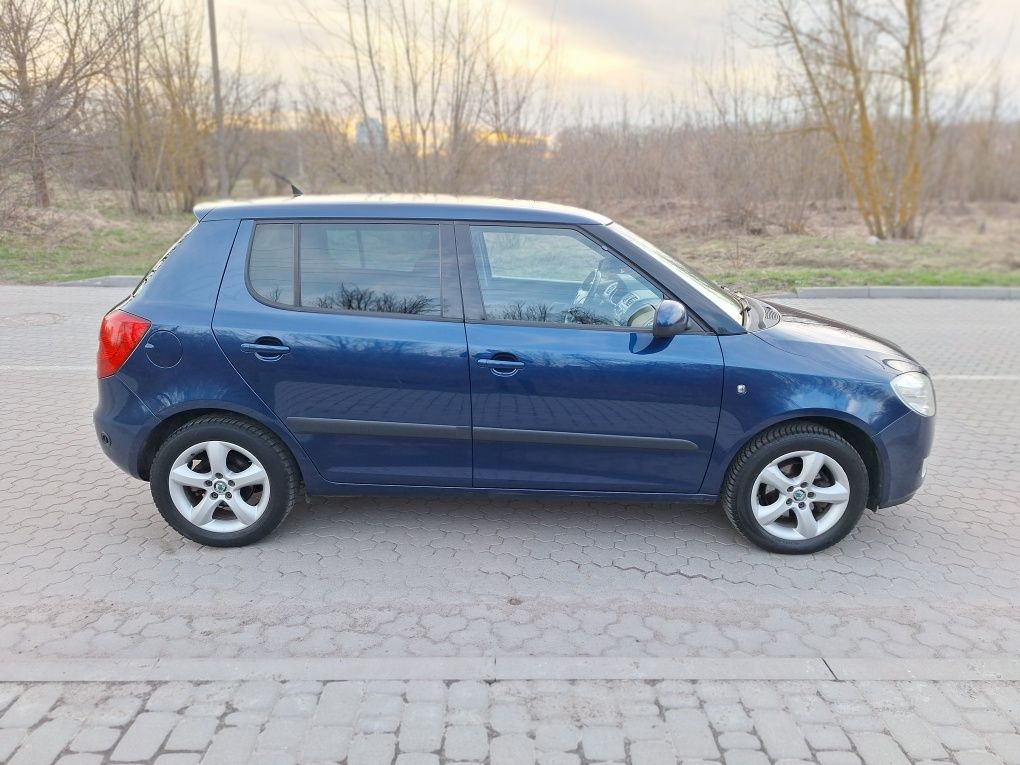 SKODA FABIA  бен\газ