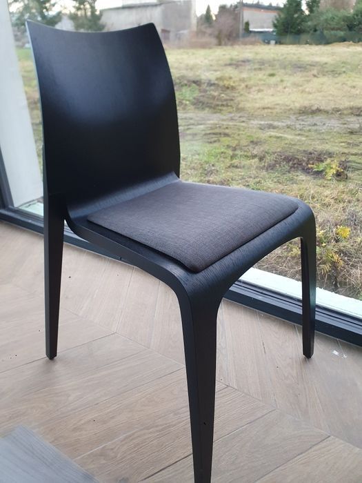 Eleganckie krzesła drewniane PREMIUM czarne tapicerowane siedzisko