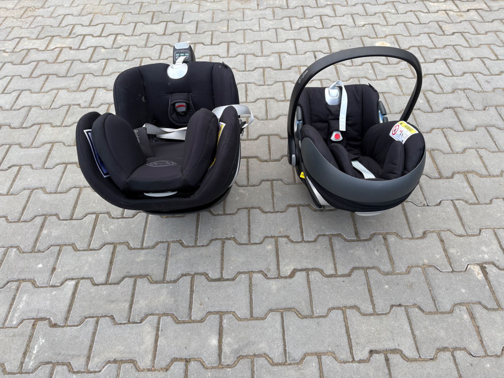Fotelik cybex platinum cloud Z2 i-size bazą obrotową