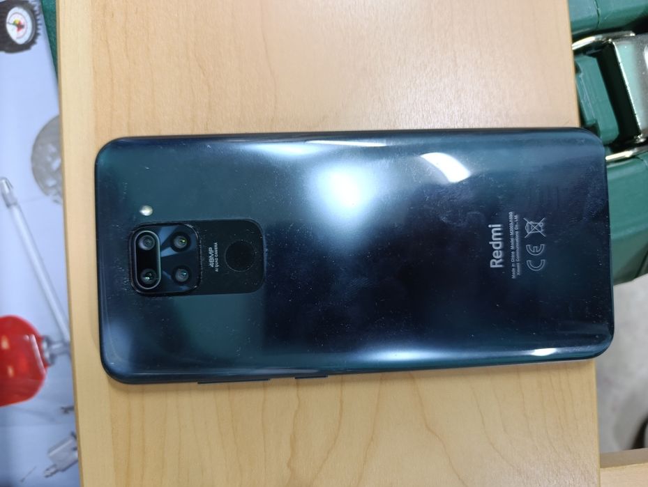 Смартфон Redmi Note 9