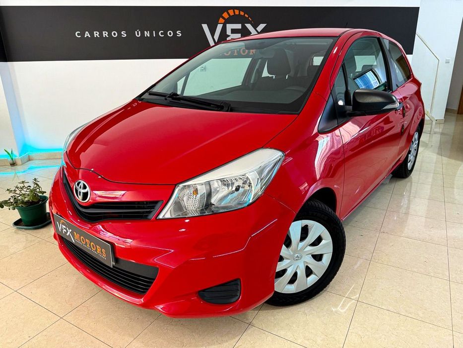 Toyota Yaris 1.0 VVT-i High Pack+NAVI