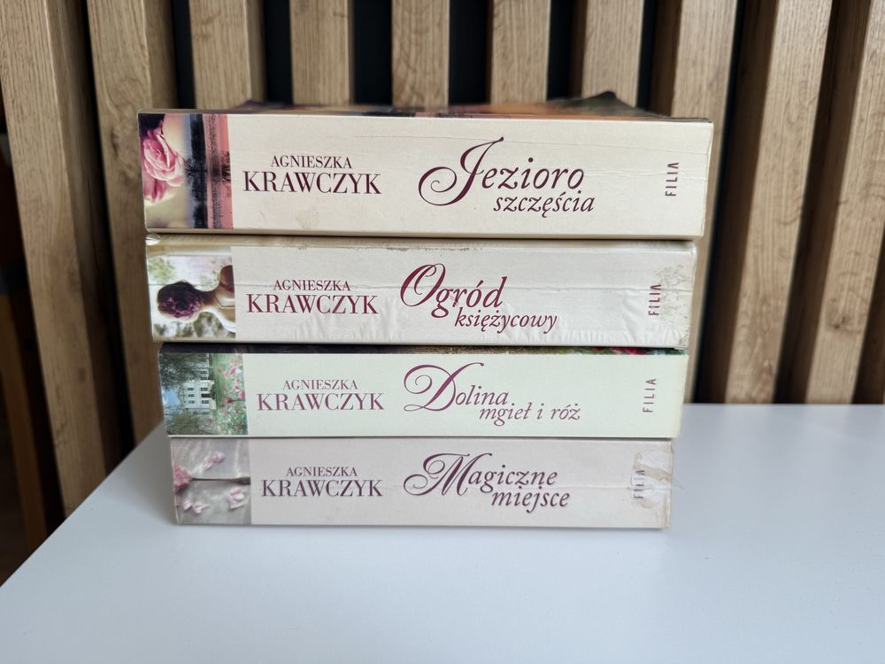 Agnieszka Krawczyk - seria Magiczne miejsce