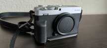 Aparat Fujifilm X-E4 Body Srebrny + grip