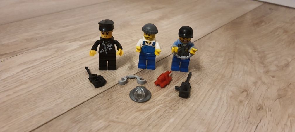 Lego 3 figurki i akcesoria (zestaw 3)
