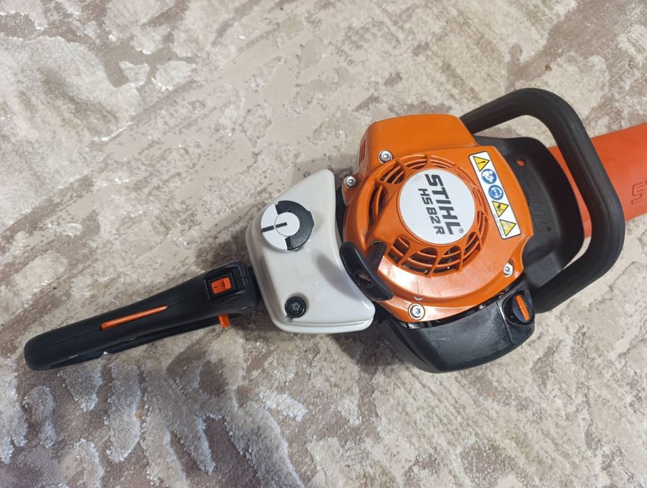 Кущоріз бензиновий Stihl hs 82 r