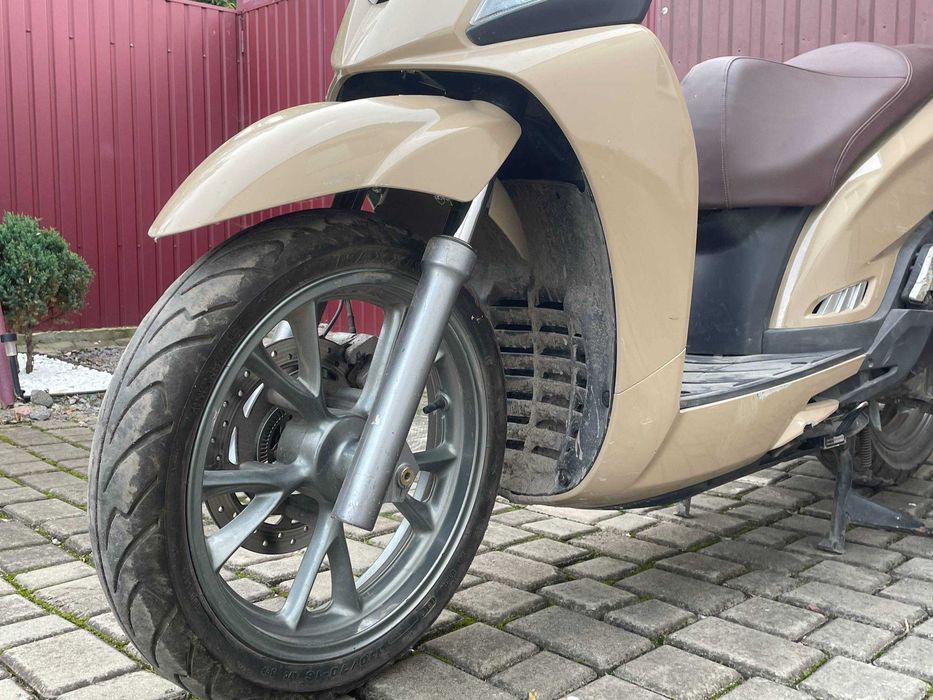 Скутер Kymco People GTI 300 ABS