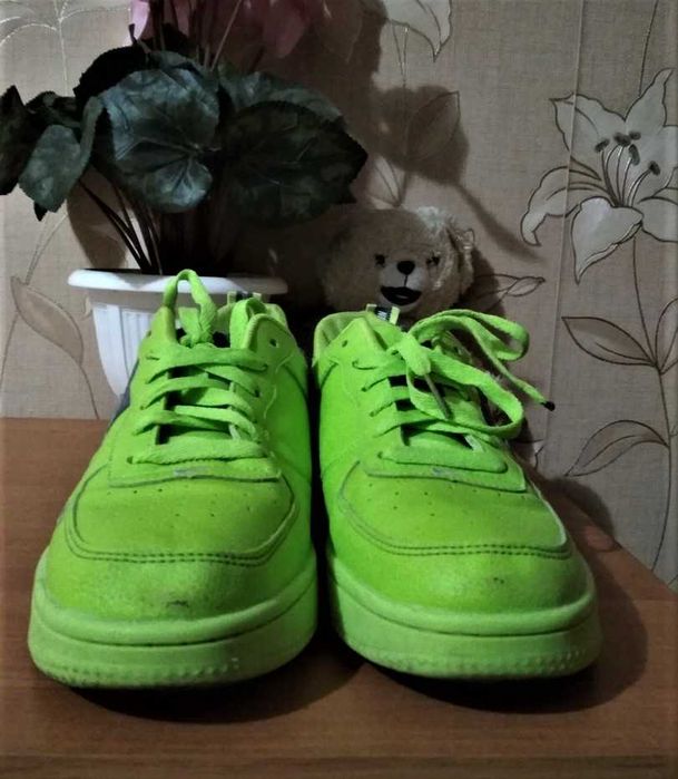 Кроссовки,кеды,сникерсы Nike салатовые 44р.