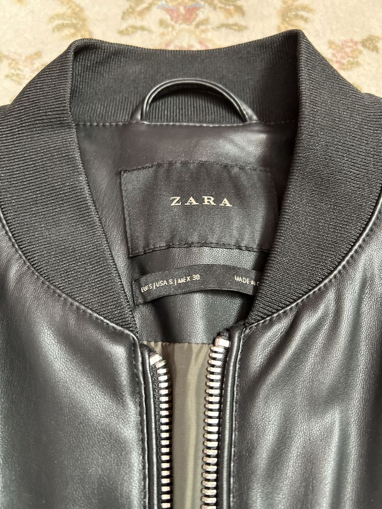 Чоловіча куртка Zara