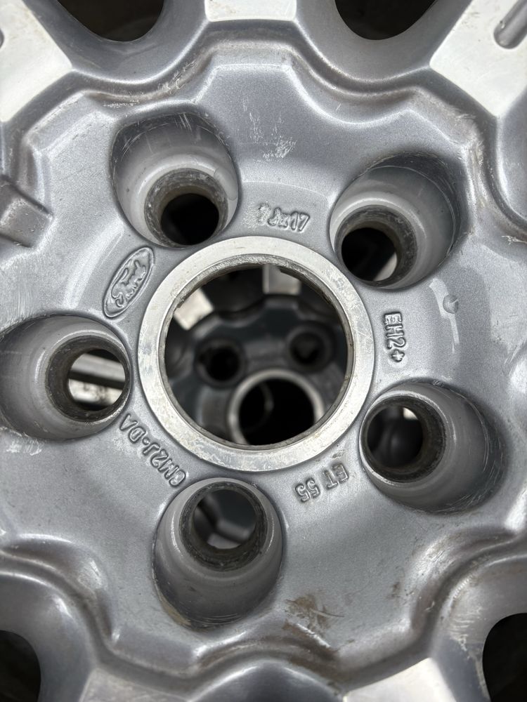 Felgi z oponami s-max 17