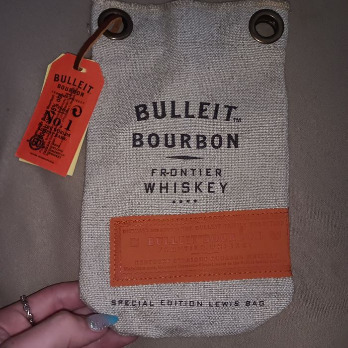 Sprzedam sakiewkę Bulleit Burbon - edycja limitowana