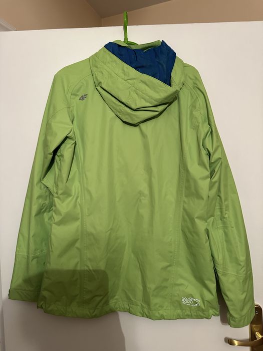 Kurtka typu aquatech