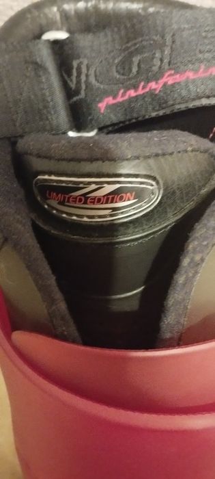 Лижні черевики Lange