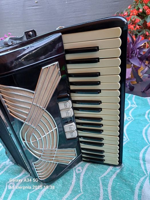 Akordeon hohner verdi