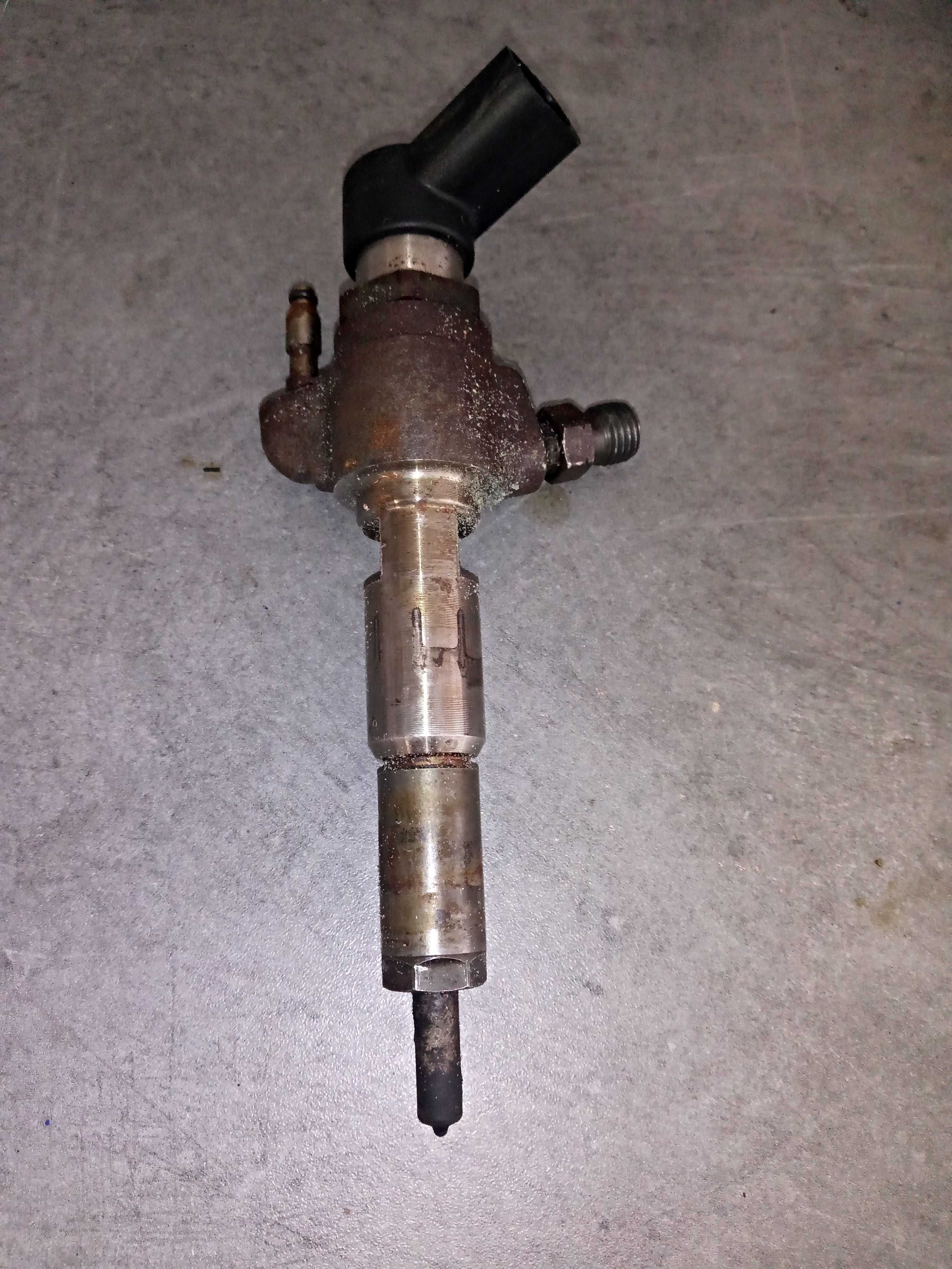 Injector Volvo V50