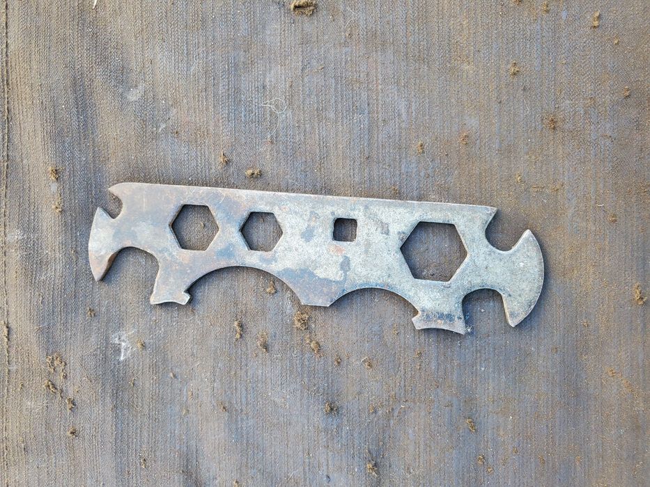 Продам Ключ семейный ключ велосипедный ключ велосипеда СССР