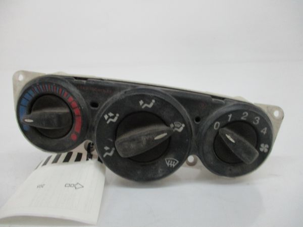 Comando chauffage / sofagem FORD Focus I (DAW, DBW)