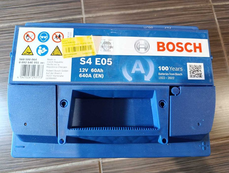 Акумулятор автомобільний Bosch 60Ah 640A S4 E05