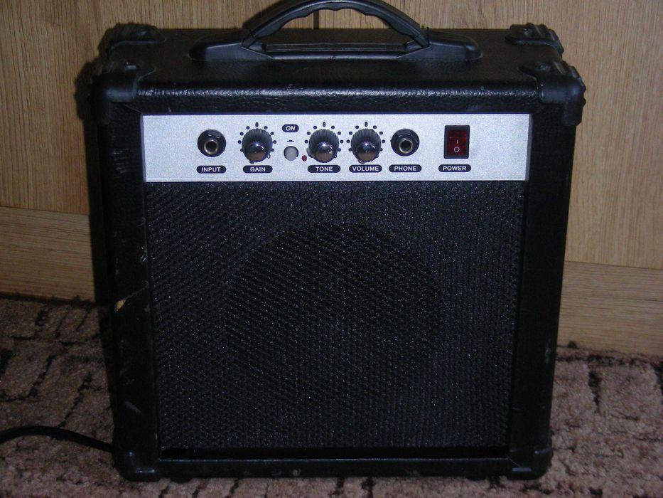 Piecyk gitarowy combo