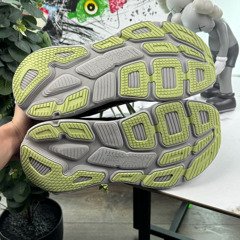 Кросівки Hoka Bondi 7 46 розмір 1318