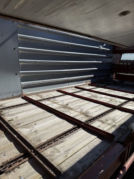 Przyczepa samozbierająca