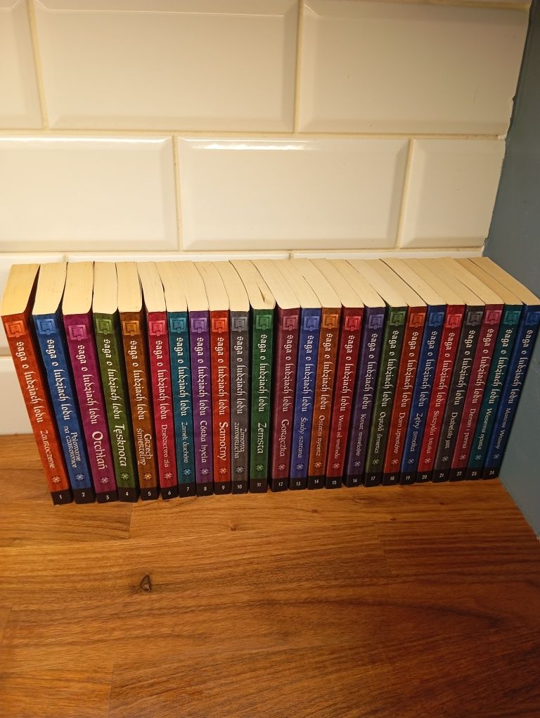 Saga o ludziach lodu. Margit Sandemo.tomy1-24