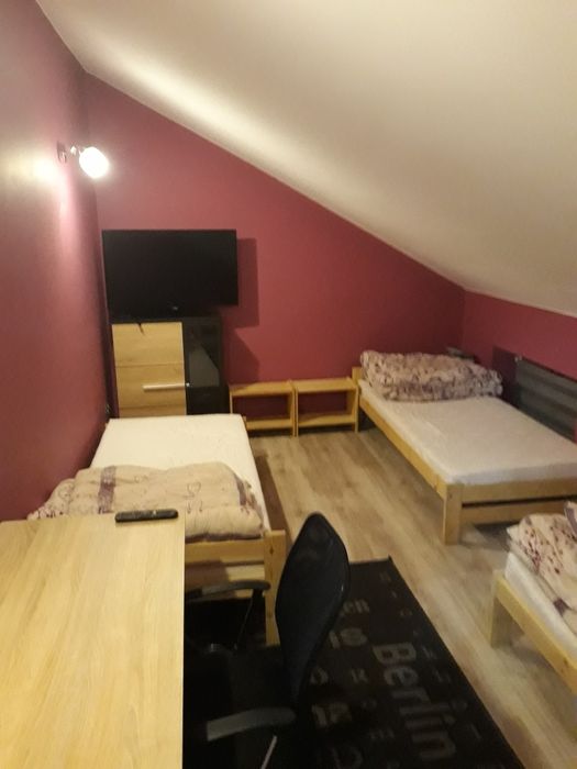 Piętro w domu jednorodzinnym Ok. 100m²  okolice ul.Kolumny 392