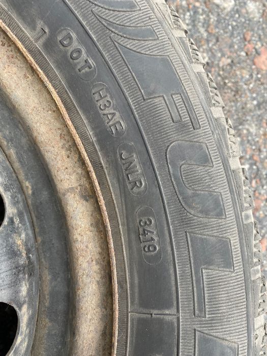 Продам зимову гуму