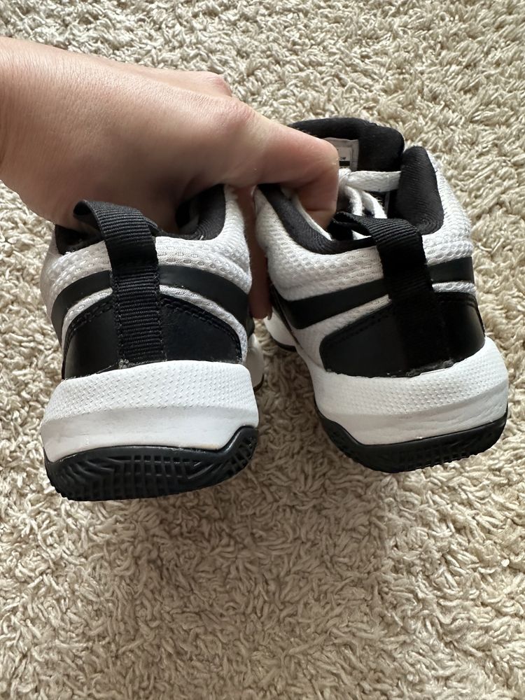 Дитячі кросівки Nike р. 29.5 на хлопчика