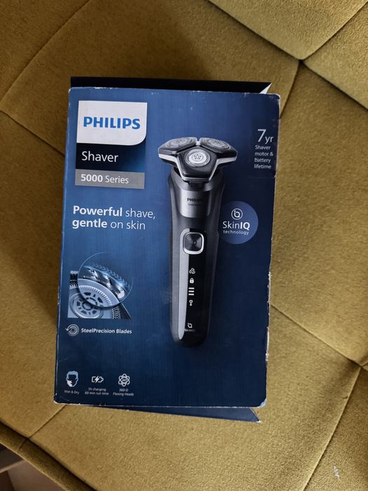 Бритва Philips Series 5000 в хорошому стані