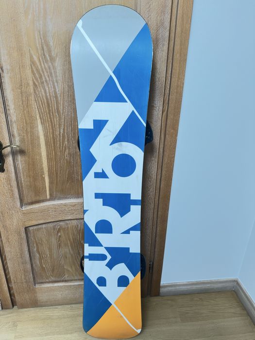 Snowboard Burton b dobry stan