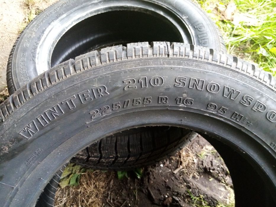 Opony zimowe 225/55/16 Pirelli