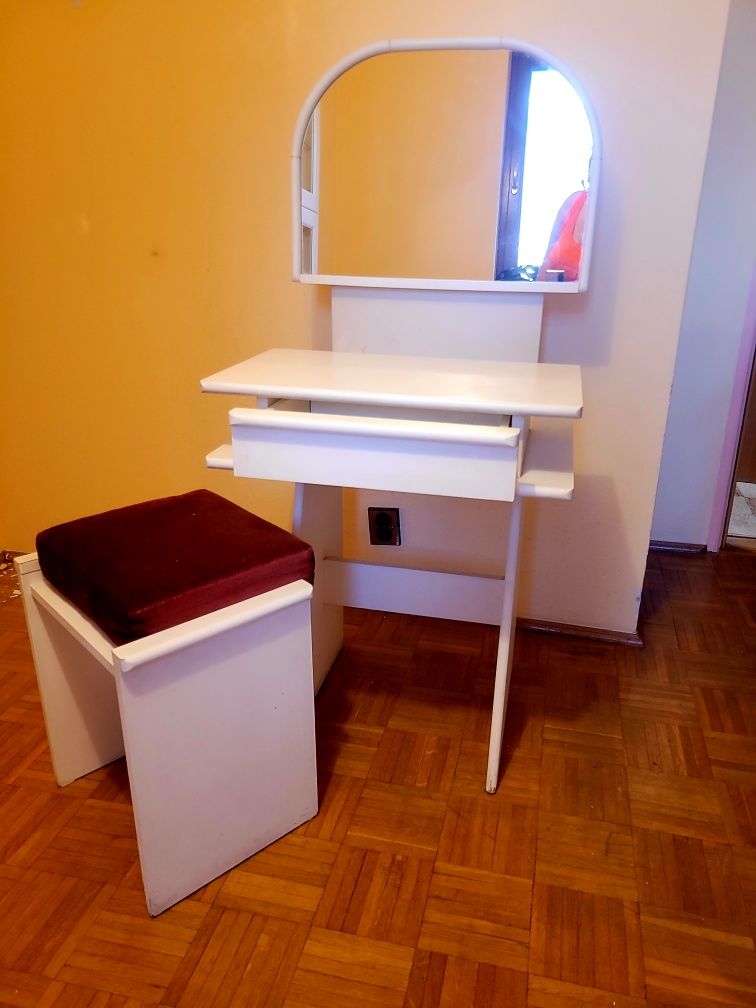 Toaletka retro lata 90. Wrocław