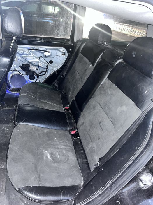 Passat B5 1.9TDI AFN 110koni 1998 w calosci