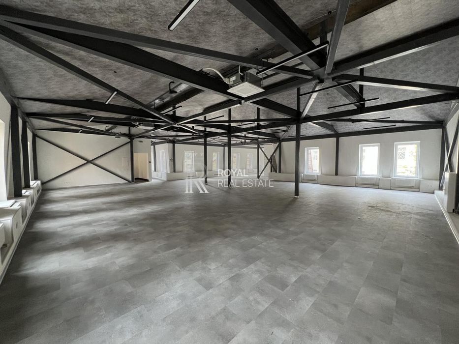 Оренда ОСЗ Офіс 814 м.кв вул. Івана Франка 26 ФАСАД Центр Парковка