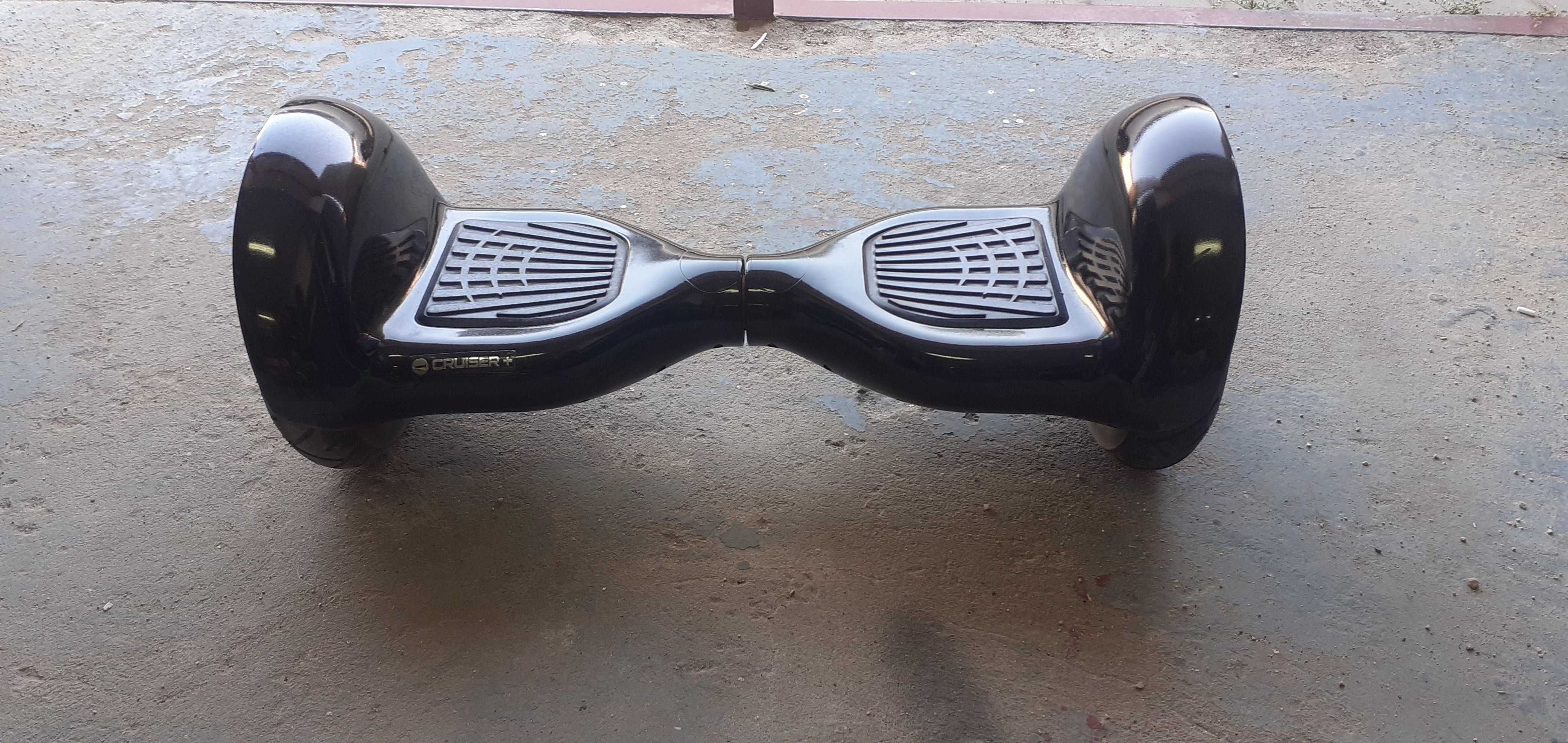 Deskorolka elektryczna hoverboard firmy Rebel Cruiser Plus