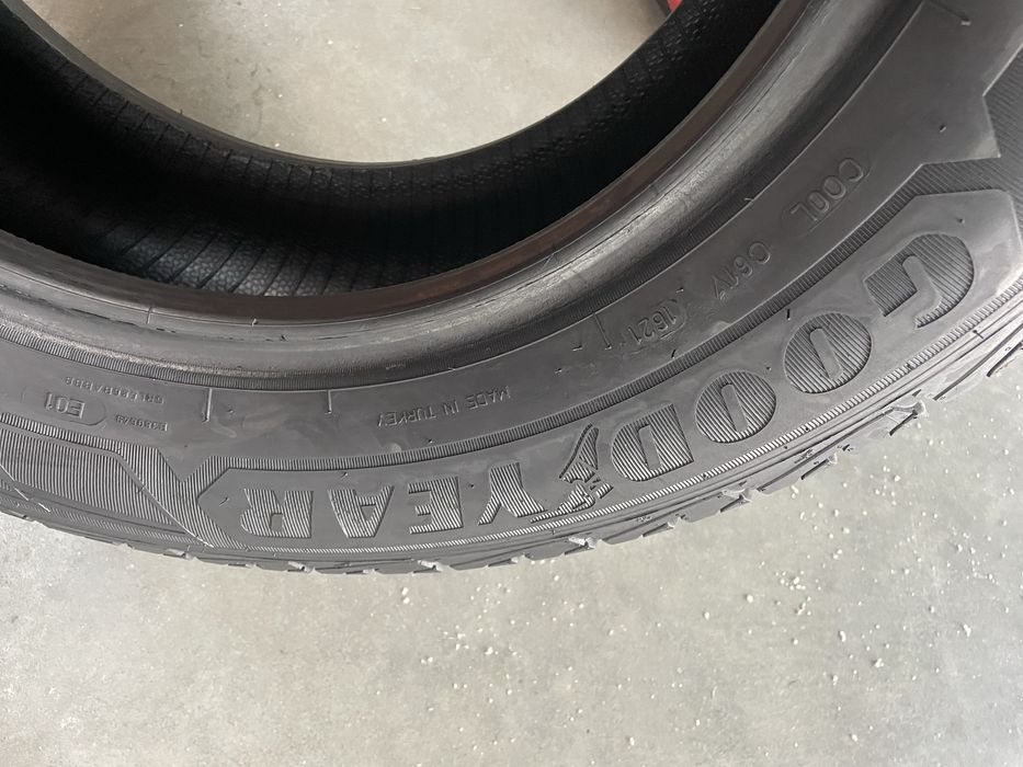 4x opony zimowe 215/65/16c goodyear ultra grip Super Stan