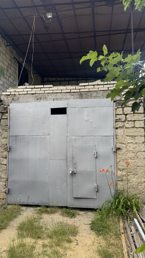 Будинок з потенціалом для життя та бізнесу