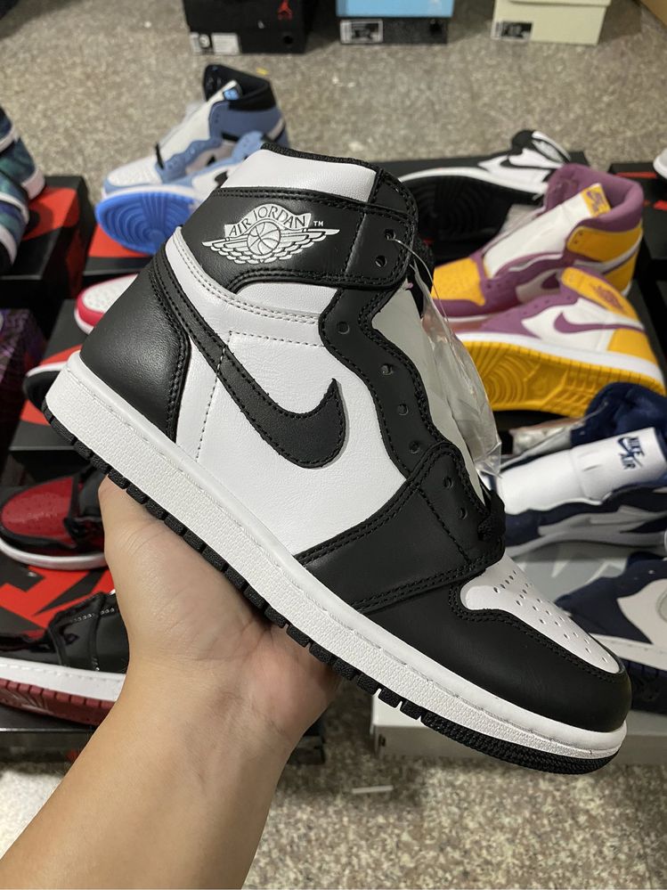 Кросівки Nike Air Jordan 1 Retro Black White Panda Джордан чорно-білі